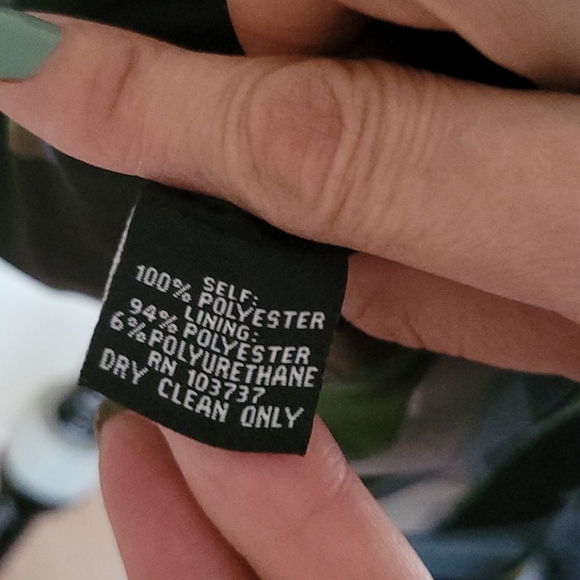 Abstract Dress - Picture 7 of 7